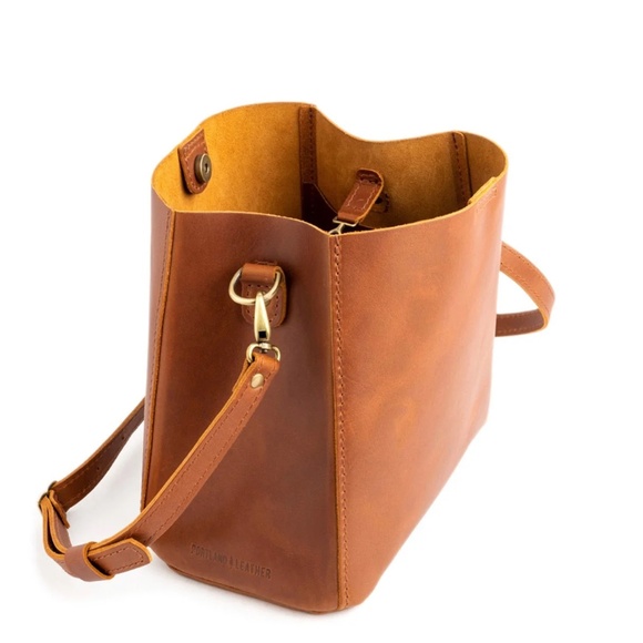Portland Leather Butterfly Bucket Bag in Honey - Picture 3 of 8
